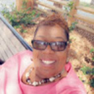 Meet your Posher, Lenora